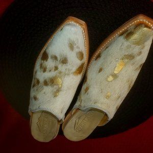 Overland Cowhide Mules